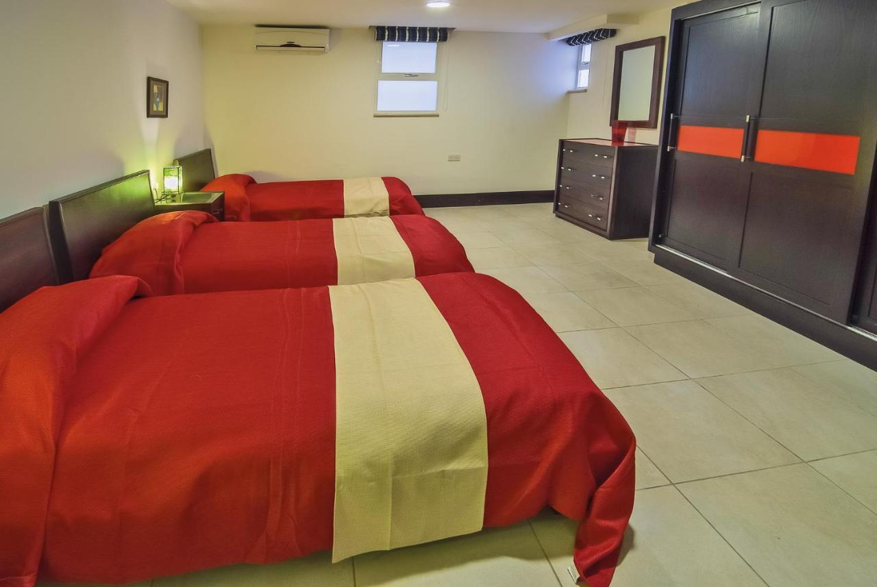 Villa Watersedge Marsaskala Bagian luar foto